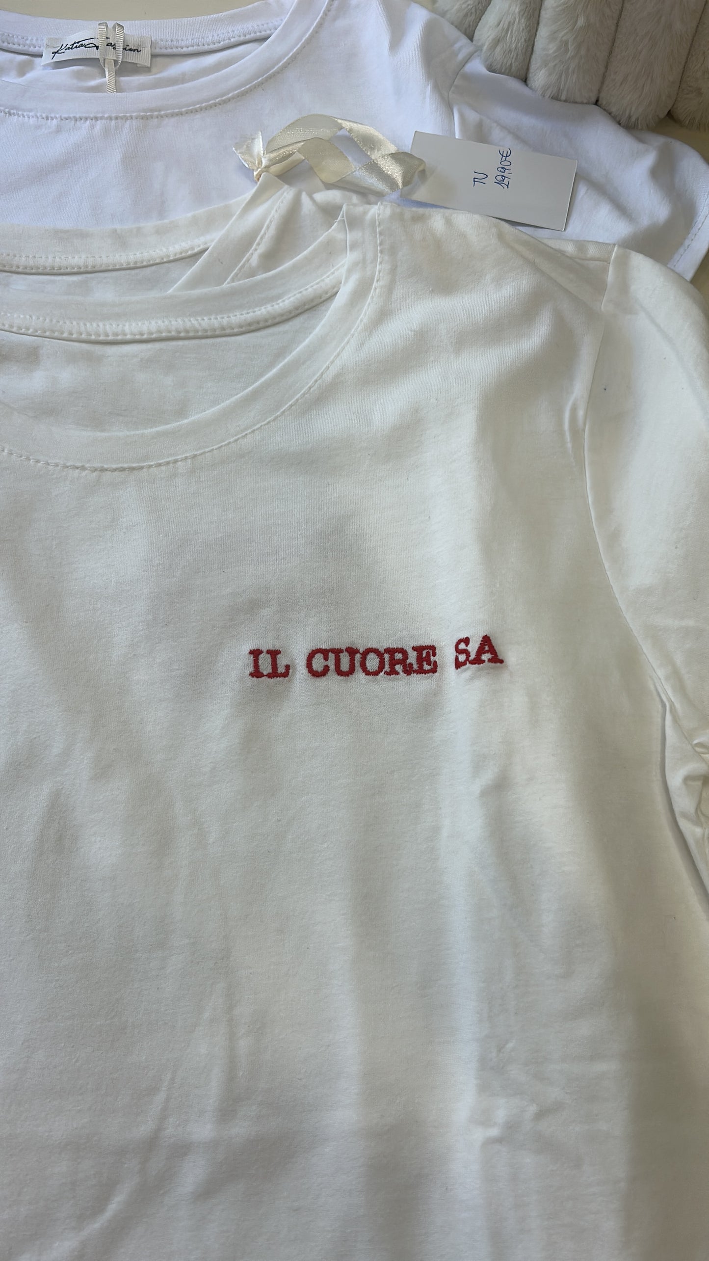 T-shirt ricamate